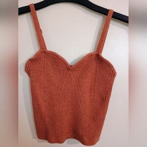 Ribbed knitted crop tank